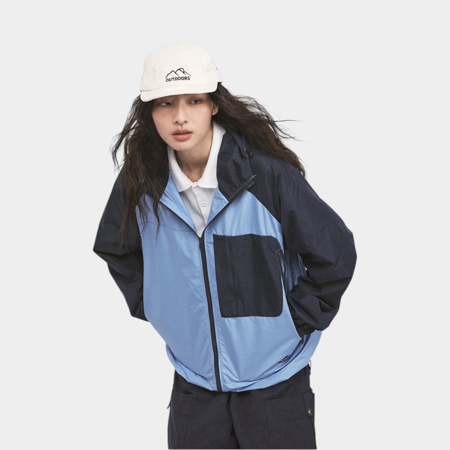Women's Regular Fit Long sleeves Windbreaker - Image 4