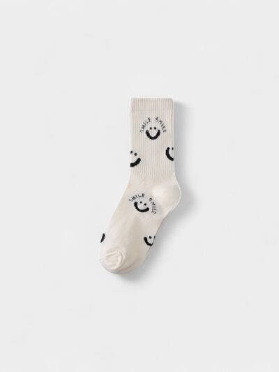 Zhuji socks women's socks mid-height autumn and winter ins tide stockings black square smiley face cartoon step into the product