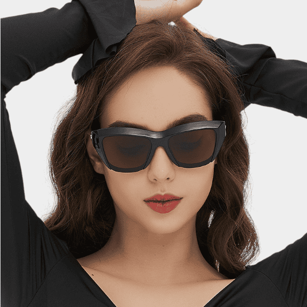 2024 big frame sweet cool cat eye Korean style hot girl sunglasses personalized street shot hip hop exaggerated UV-proof sunglasses