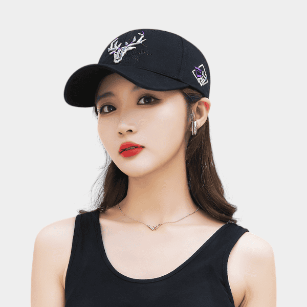 In stock high-end baseball cap men and women embroidered deer head sun-proof baseball sun hat spring and summer Four Seasons peaked cap live broadcast
