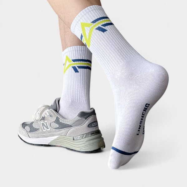 White Socks Teenage Male Students Cotton Deodorant Sports Socks Summer Thin 2024 New Explosions Basketball Socks