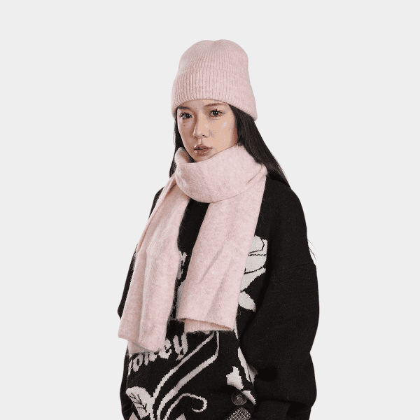 Winter Warm men's and women's knitted hat embroidered Logo trend outdoor cold hat simple fashion in stock winter hat wholesale