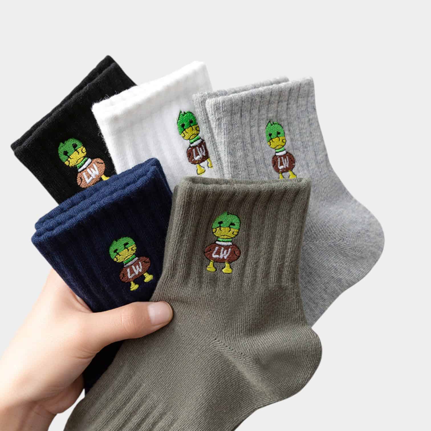 Boys socks summer thin cotton deodorant sweat-absorbent socks summer sports Xinjiang cotton tube white cute socks