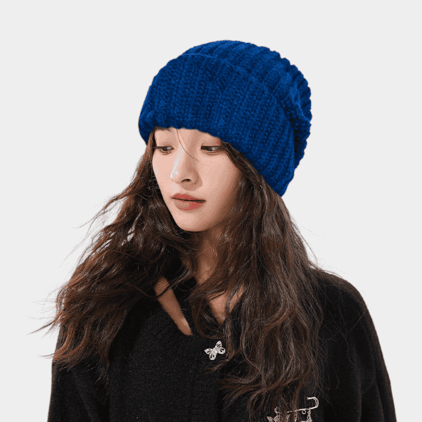Winter New Women's Light board knitted hat versatile fashion solid color round top hat ins girls face-looking small casual hat