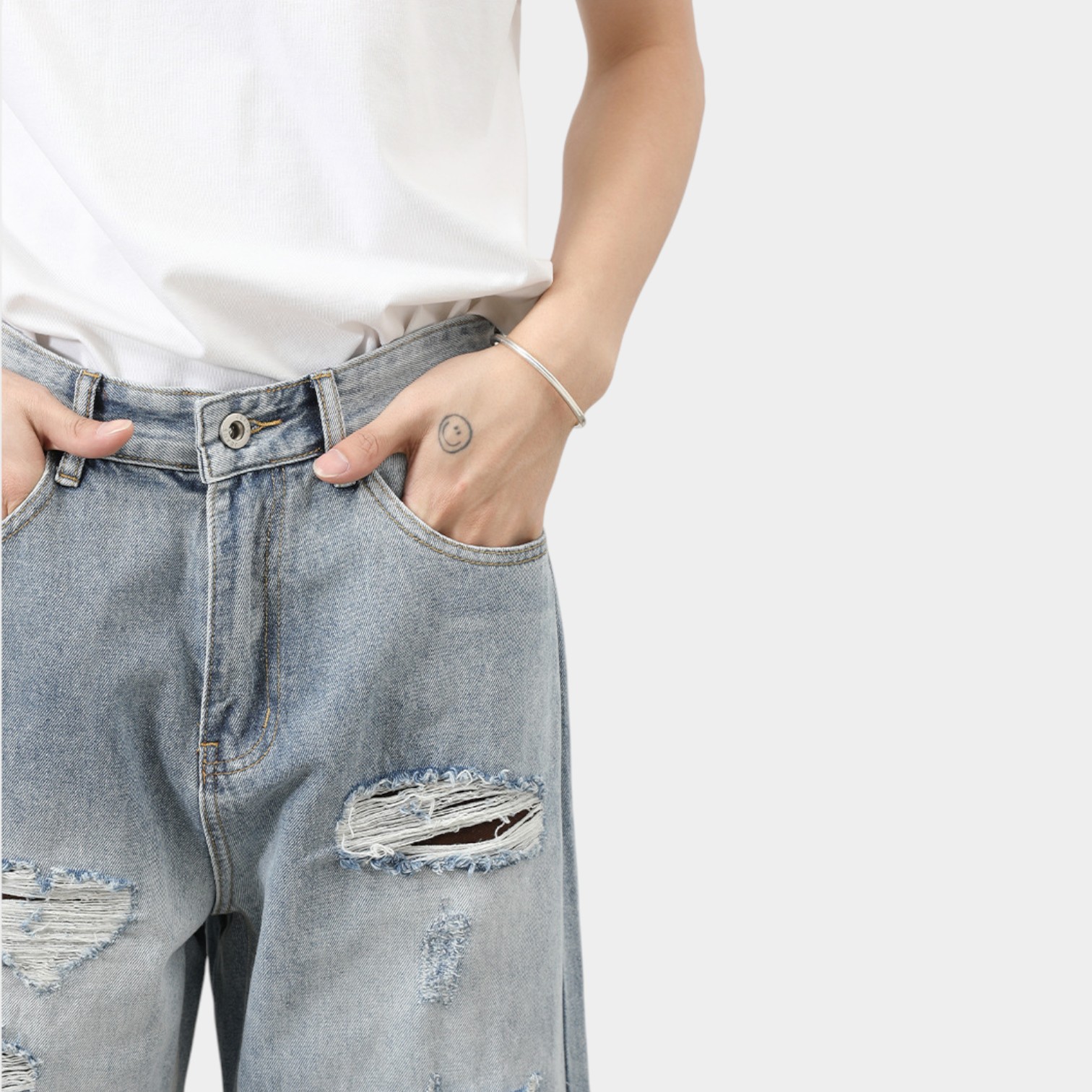 Men's Oversized Jeans - Image 6