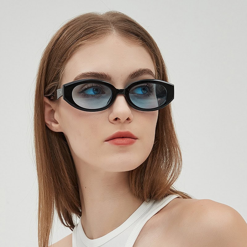Women's Sunglasses - Image 4