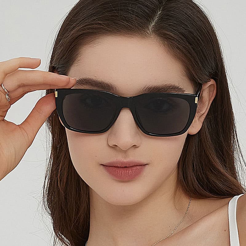 Women's Sunglasses - Image 2