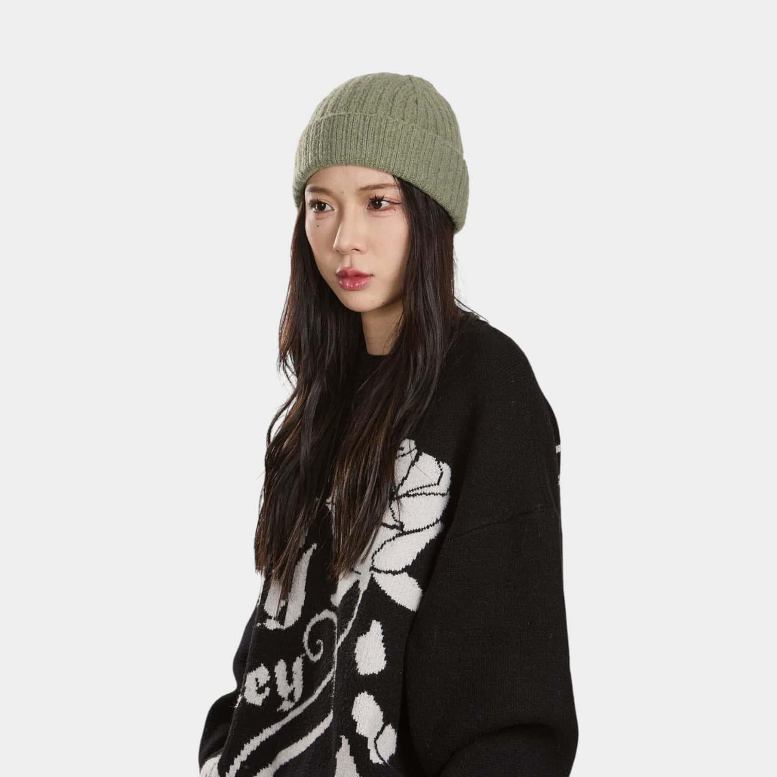 Women's Striped pattern Beanie - Image 3
